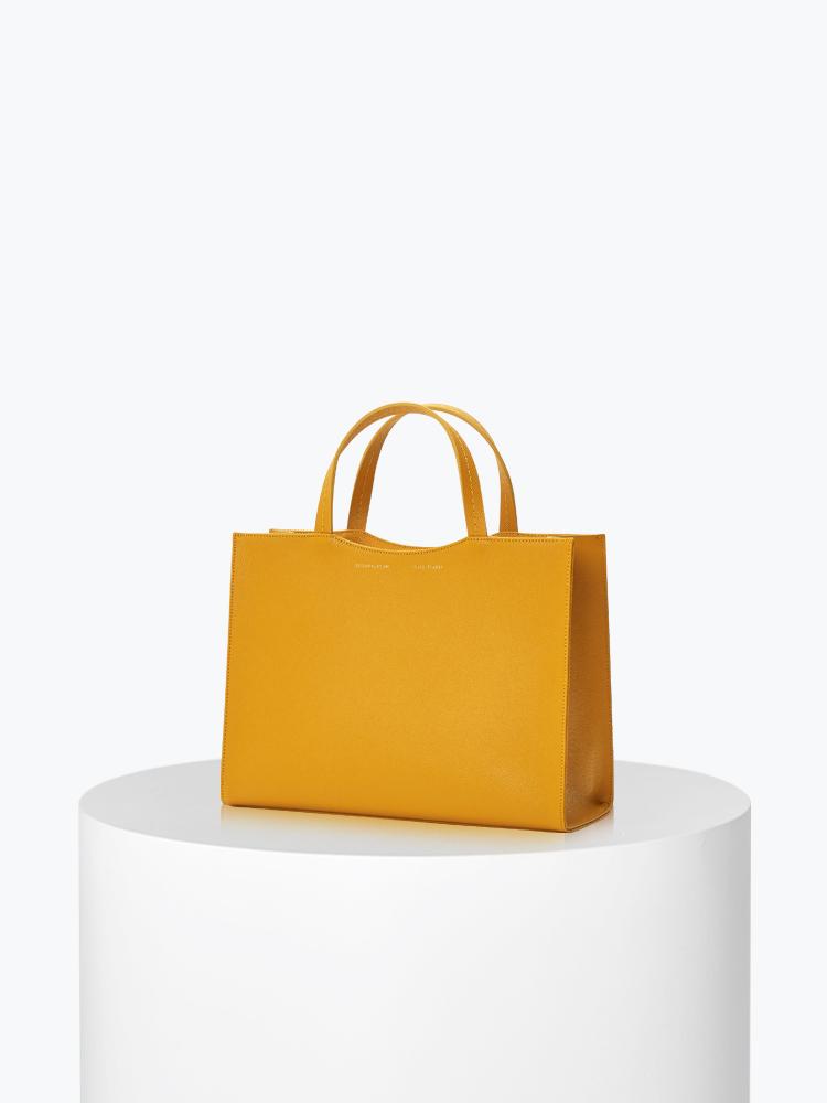 [유엠뉴욕] 깃털백 토트 390g - Mango / ESSENTIAL BY UM