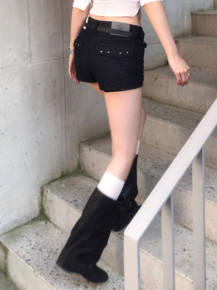 Dust Stud Shorts