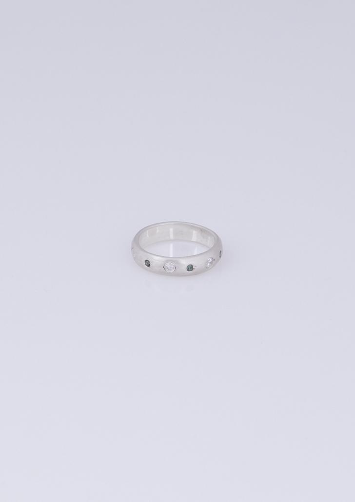 stone cover bold ring