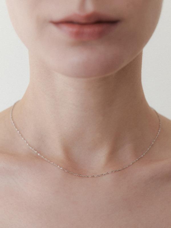 14k Tiny chain necklace_White Gold