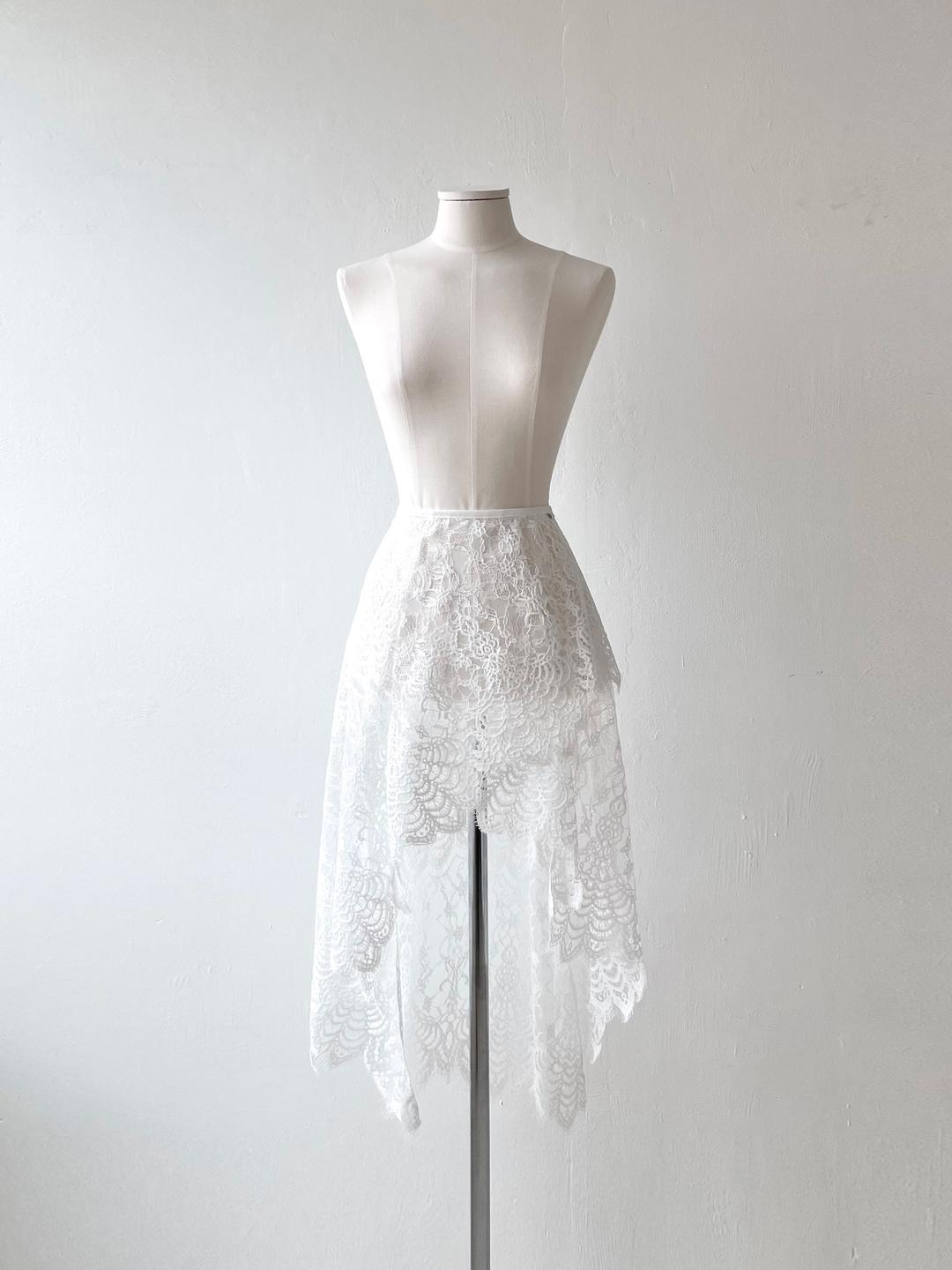 [7% off] Scallop lace skirt