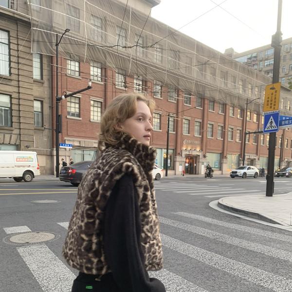 LONSLAN reversible fur vest