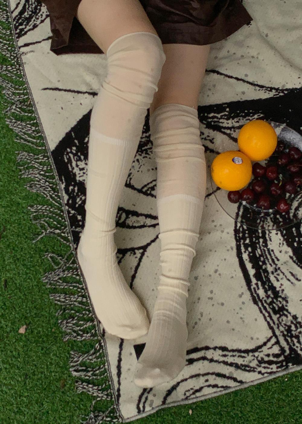 HIGH KNEE SOCKS