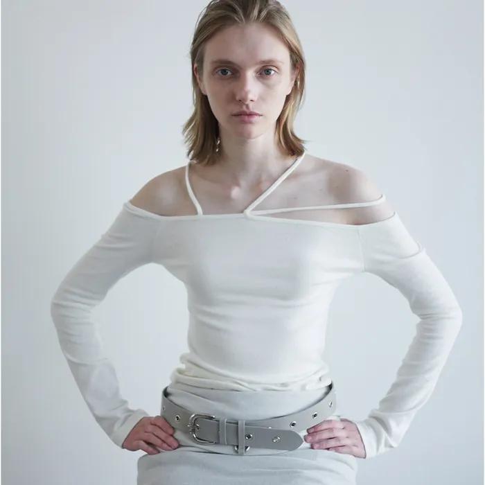 OFF SHOULDER TIED UP TOP / IVORY