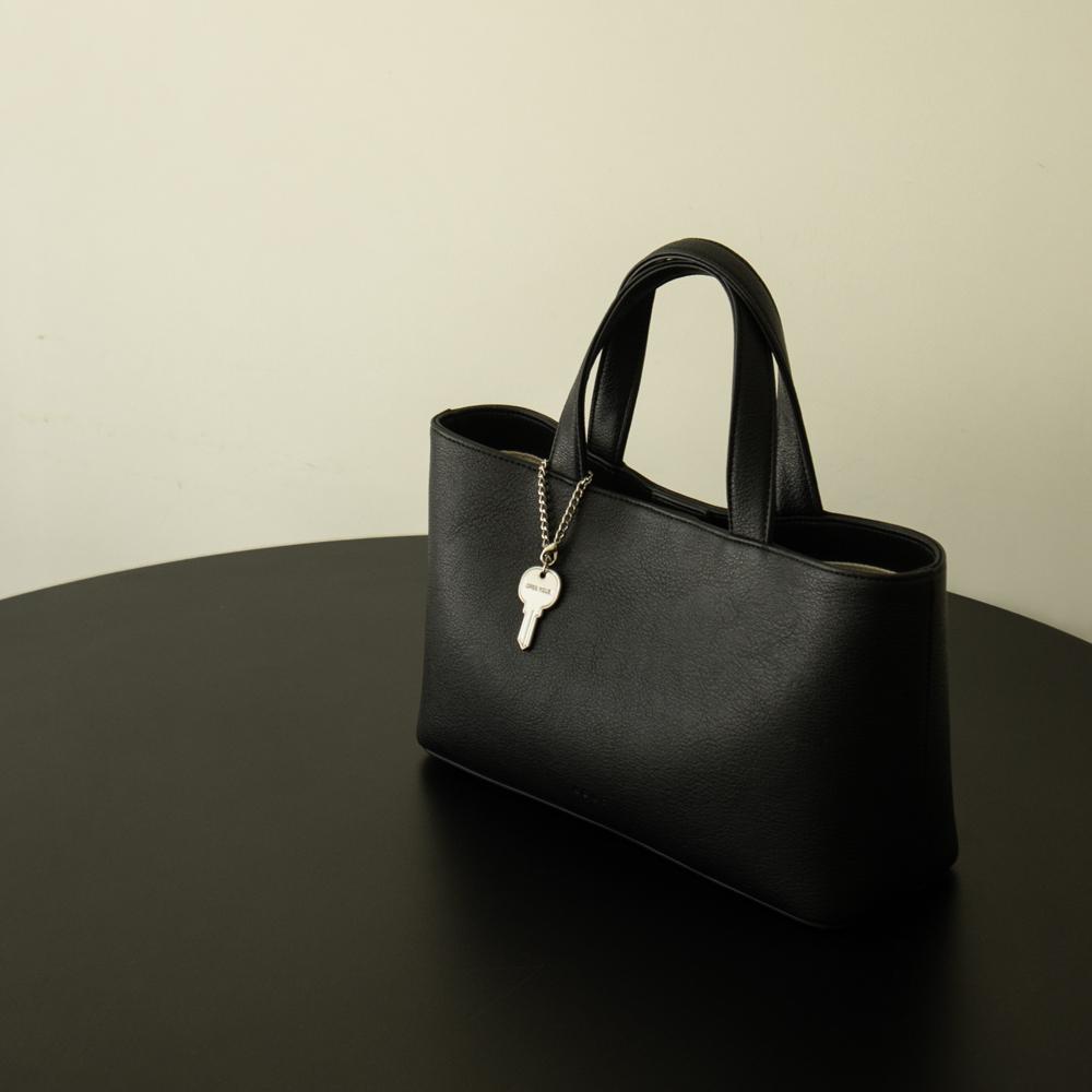 Poje tote bag_black