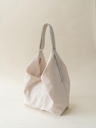 [ESSENTIAL] 미아 Mia Oversized Bag Cream