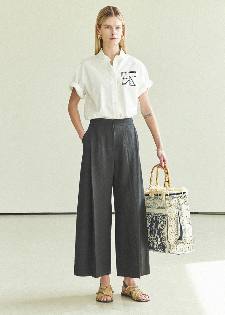 CLASSIC WIDE TUCK SLACKS_BLACK