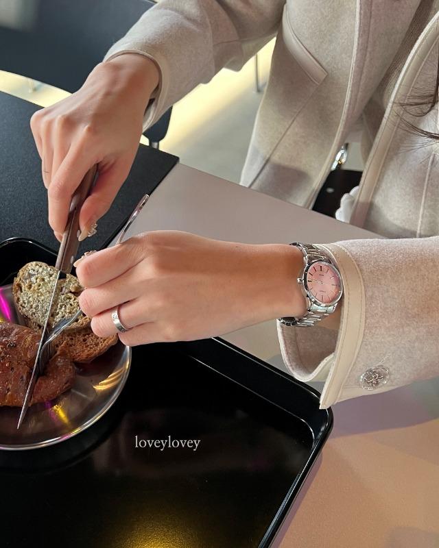 [casio정품]핑크 메탈 손목시계/ 카시오