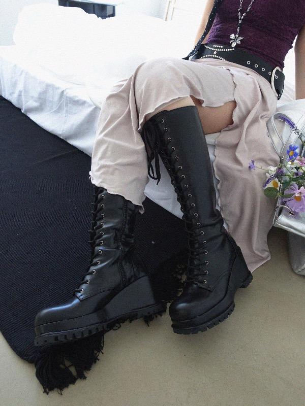 비비크 ROCK CHIC LACE-UP LONG BOOTS