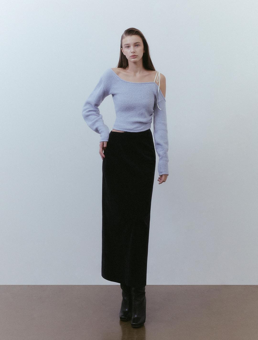 코듀로이 컷아웃 맥시 스커트 (네이비)