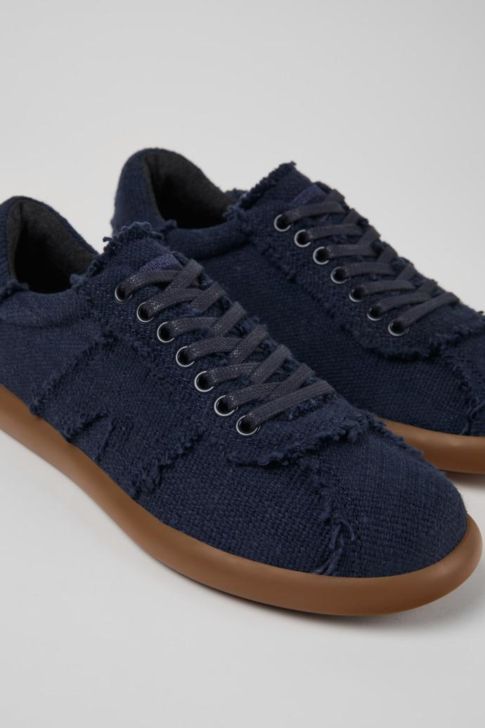 여성 블루 컬러 텍스타일 소재 스니커즈