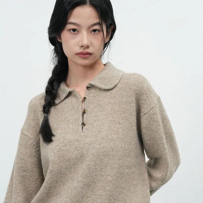 WOMAN 루즈핏 라운드 카라 풀오버 [BEIGE] / WBE4L05535