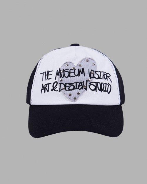 더뮤지엄비지터(THEMUSEUMVISITOR)  HEART PATCH STUD BALLCAP (BLACK) - 사이즈 & 후기 | 무신사