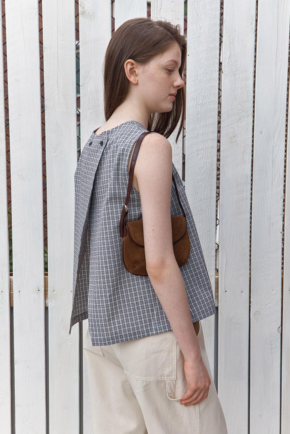 25 back open blouse - multi check