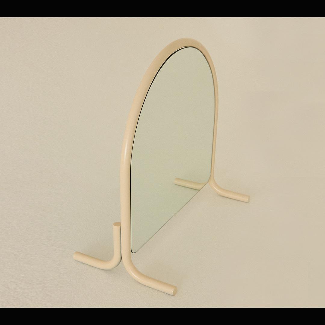 alma vanity mirror