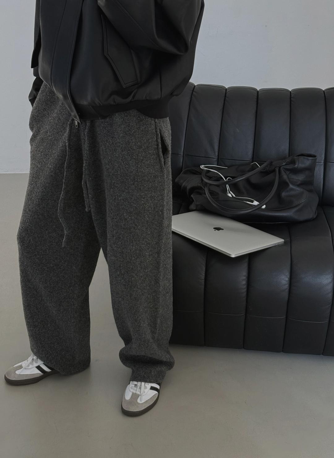 웜 레귤러 니트 팬츠