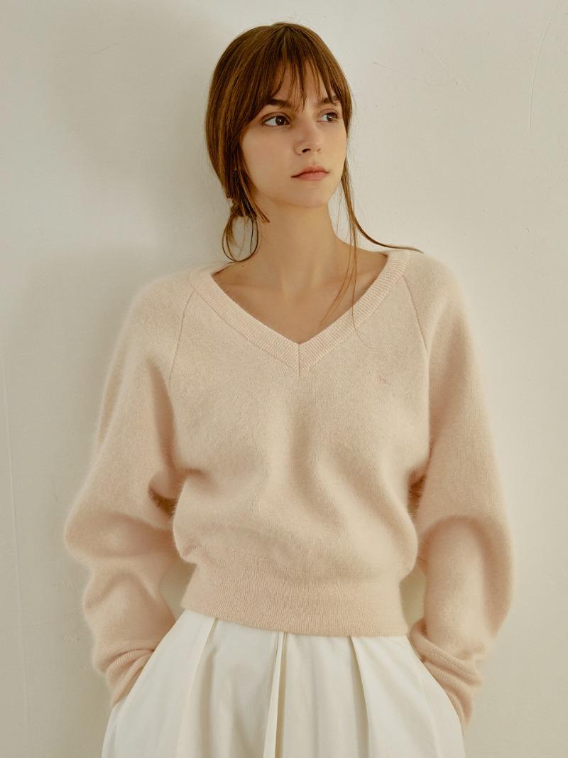 Angora logo v knit (baby pink)