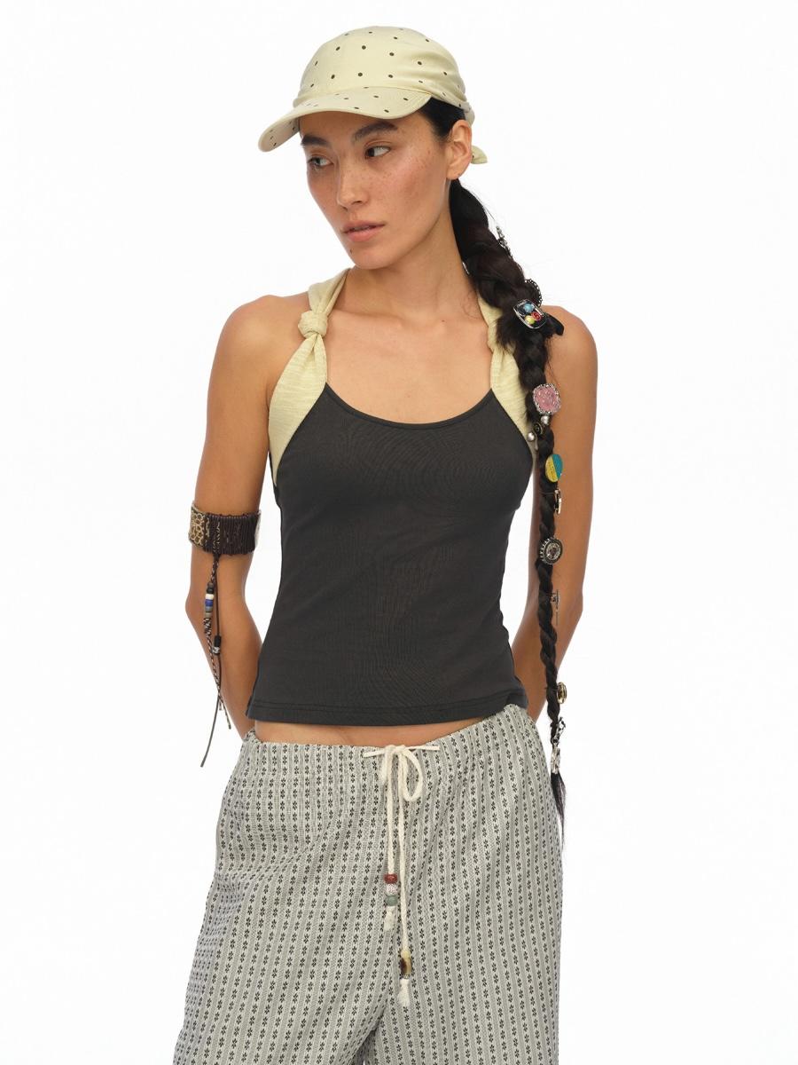 OINIMI Black Tea Heat Knot Tank Top