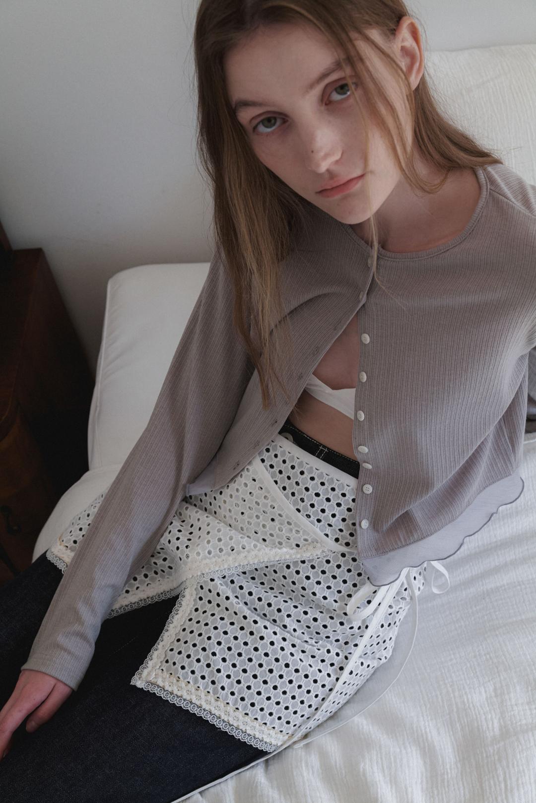 [3/14일 배송예정]  Organza frill cardigan - Gray