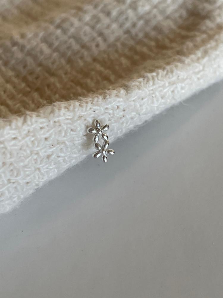 [모노로그] 미니 꽃 실버 은 데일리 심플 미니 귓바퀴 피어싱 P084