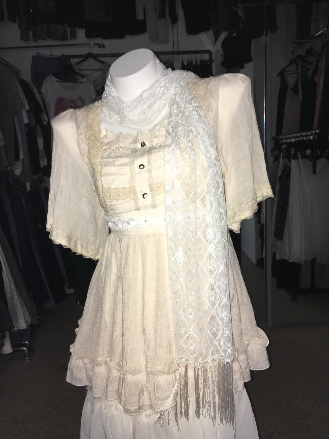 “AXES FEMME”romantic lace blouse | 후루츠패밀리