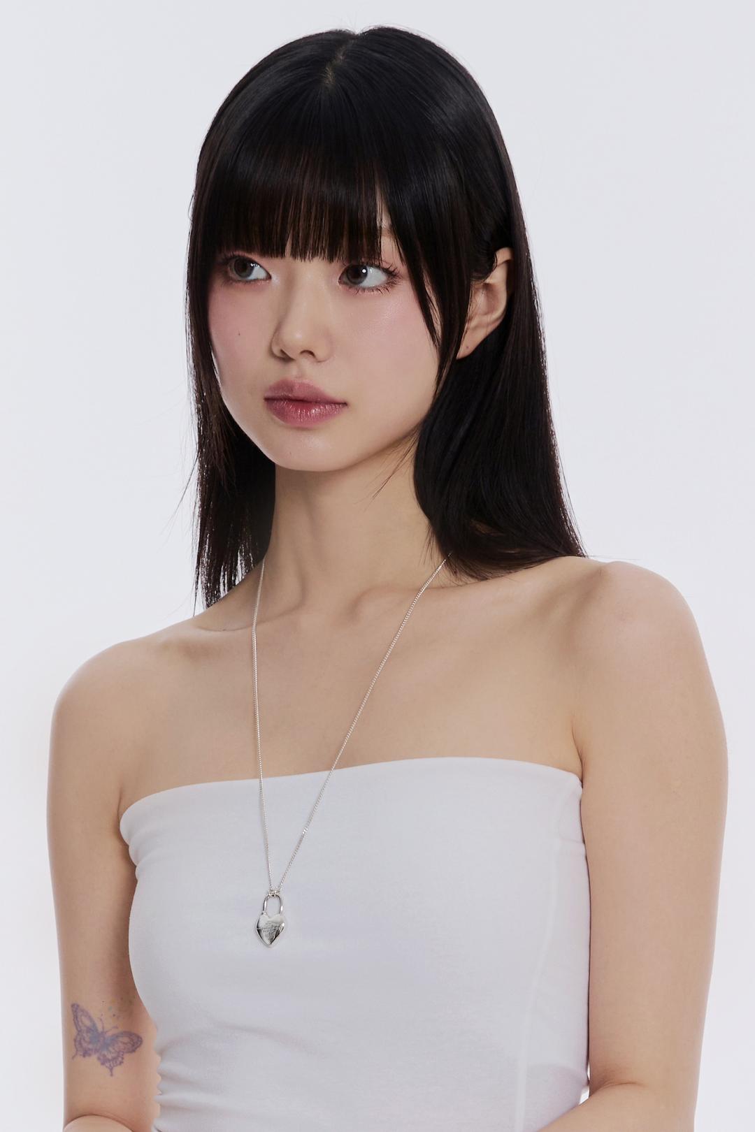 [1st drop  𓂅 ˖ ࣪ 𓂂]  Bold heart lock necklace