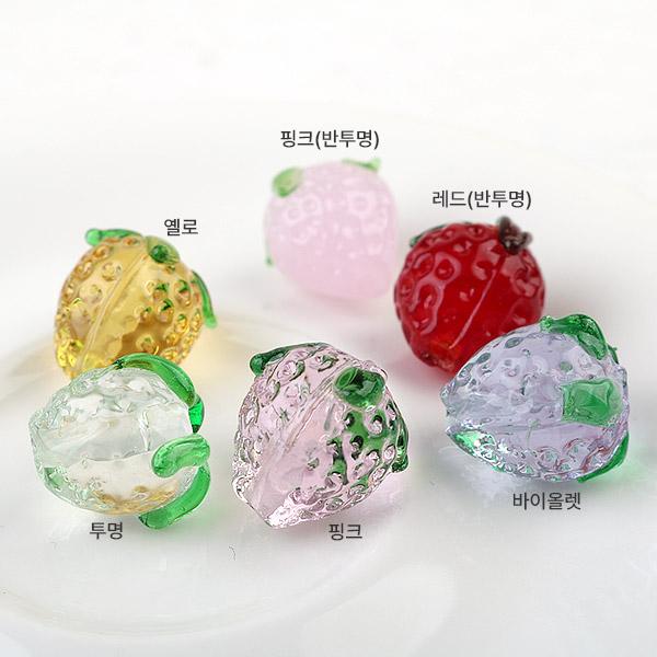 [4921-03]글라스통과형 딸기 약13x15mm ,1개