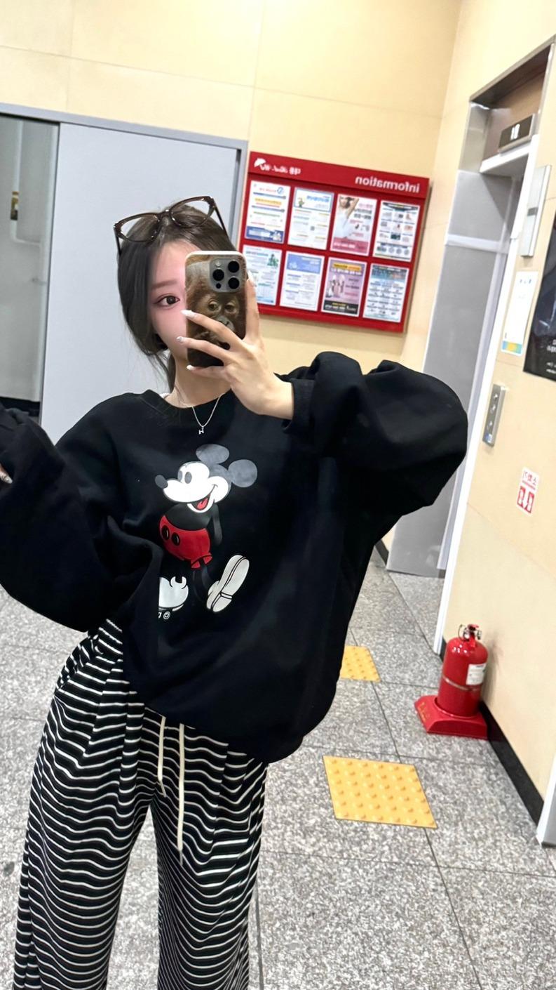 데이지 오버핏 기모 맨투맨