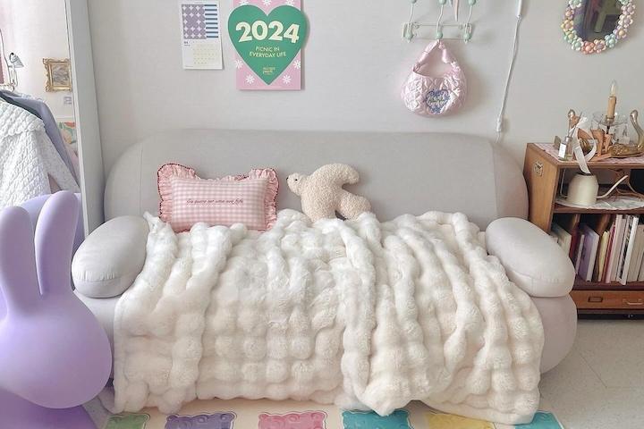 Milky 밀키 젤리곰 아이방 강아지 단모 극세사 러그