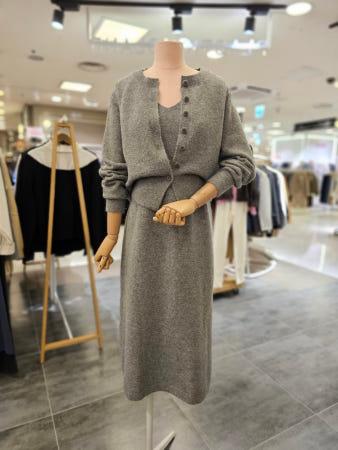 이런 상품 어때요? 플라스틱아일랜드 니트원피스가디건셋트PR7XD3W2