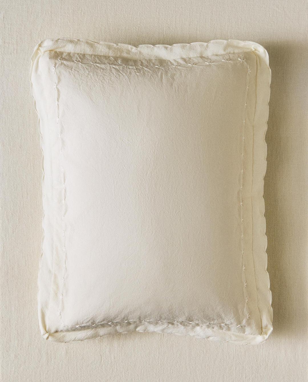 가장자리 웨이브 디자인 키즈 쿠션 커버