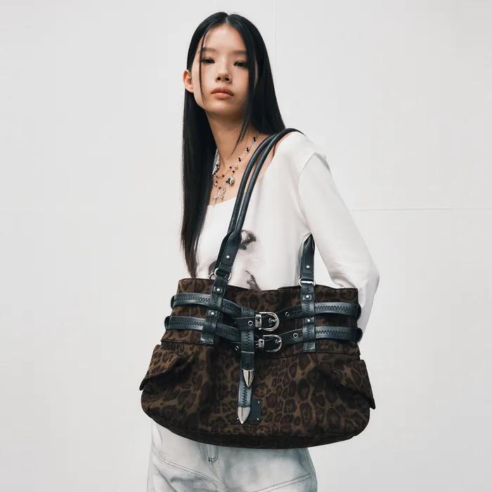 Nexie 넥시_ Leopard Khaki