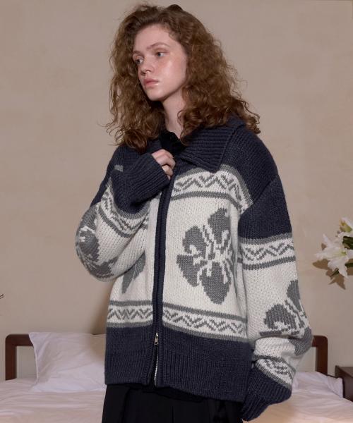 Flower Cowichan Cardigan - Navy