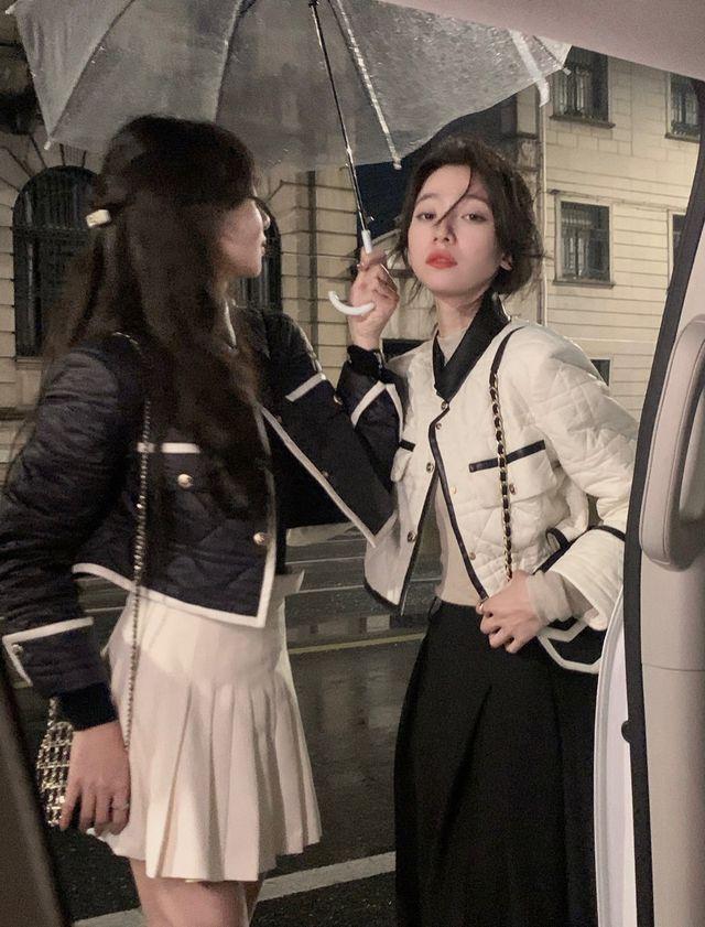 [수입] 샤샤 클래식 포켓 플립 경량 숏패딩 2color