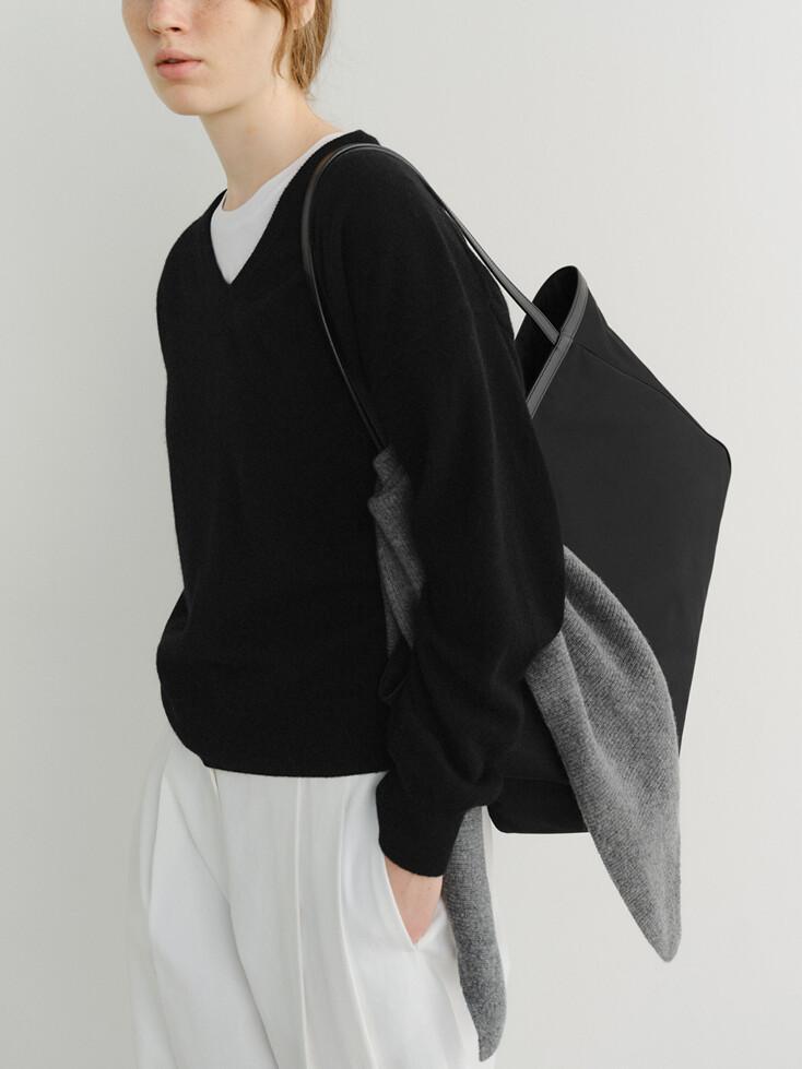 TOVI NYLON SHOPPER BAG (BLACK)