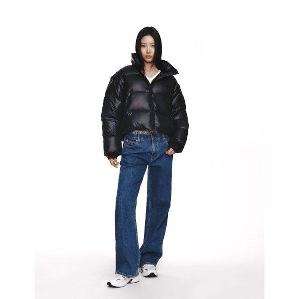 Calvin Klein 캘빈클라인 JEANS 카즈하 착용 2color 여 글로시 디터쳐블 크롭 다운 푸퍼 블랙아이보리 J223