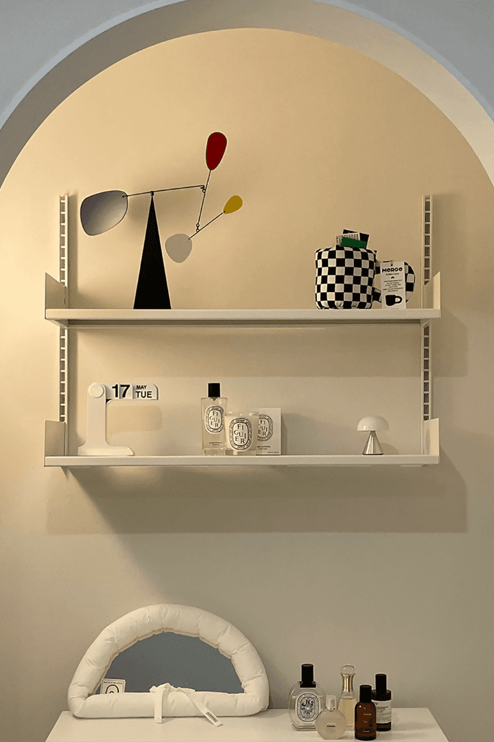 STANDARD SHELVING 01