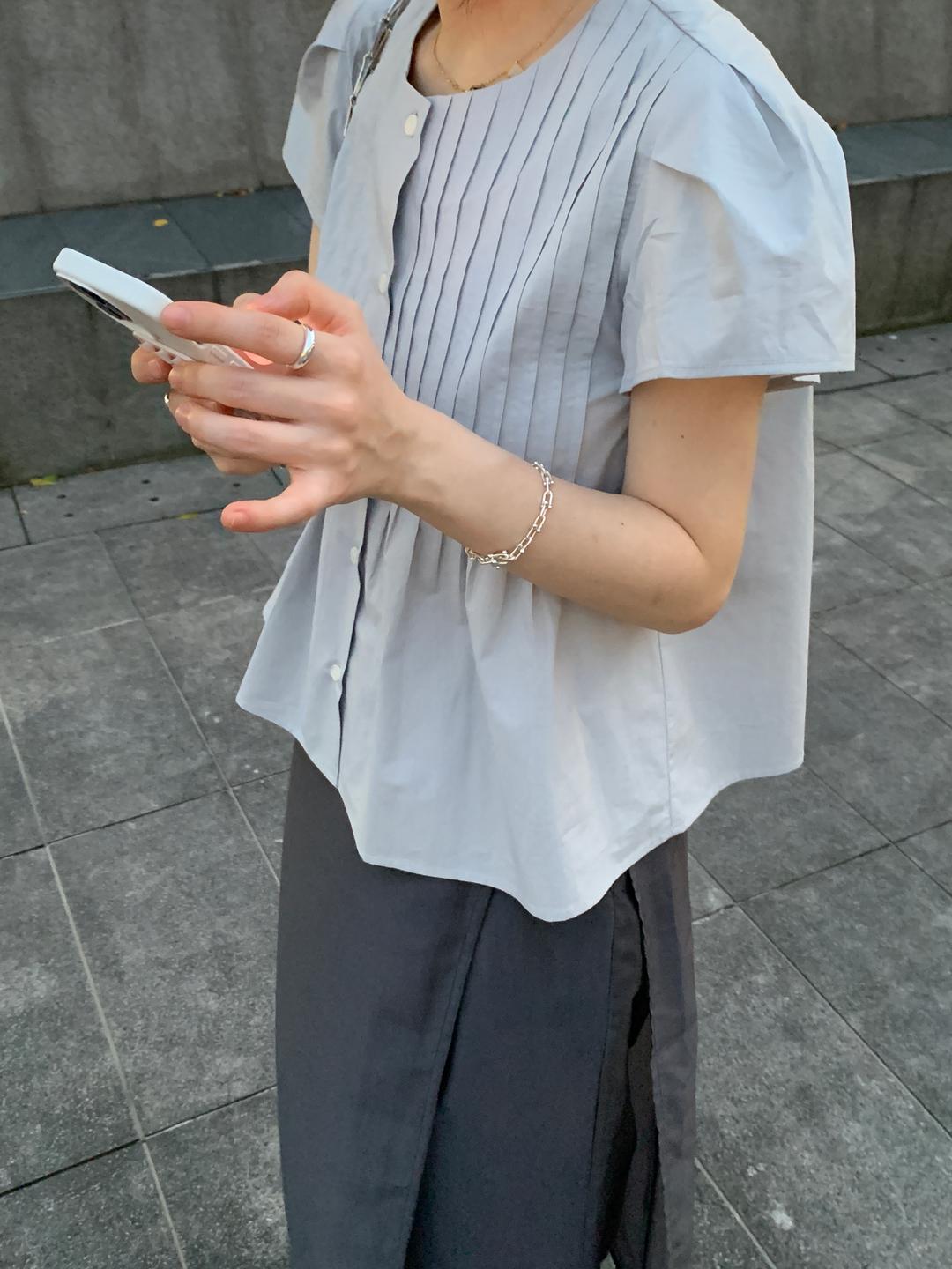 [리어스 제작] 소르베 핀턱 블라우스 (grey-blue)