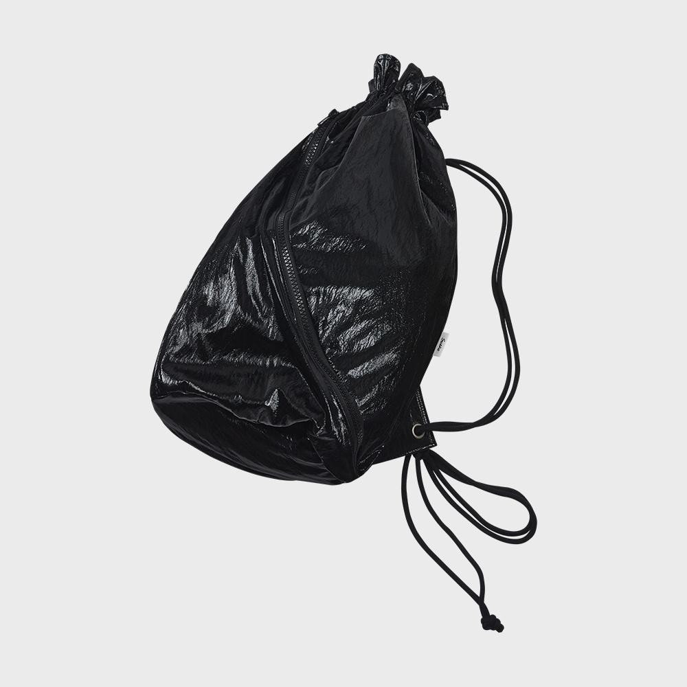 수에뇨 스튜디오 크링클 슬링백(블랙)