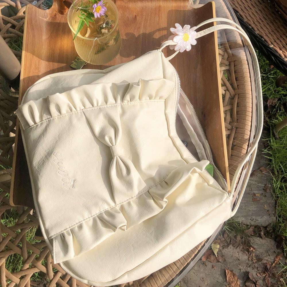 Classic ruffle bag_cream
