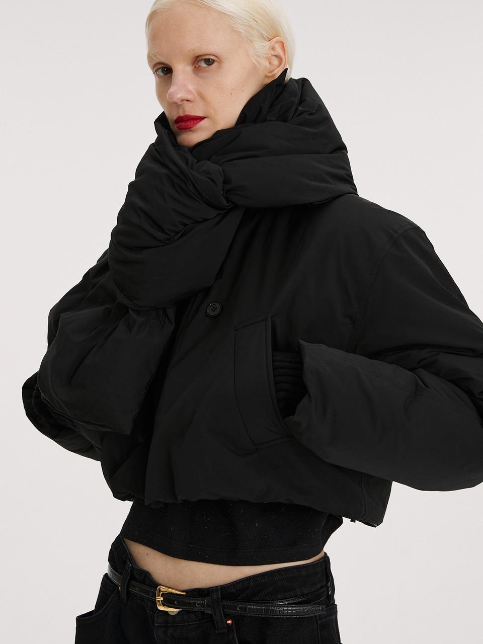 SHAWL DETAIL CROP DOWN JUMPER (BLACK)