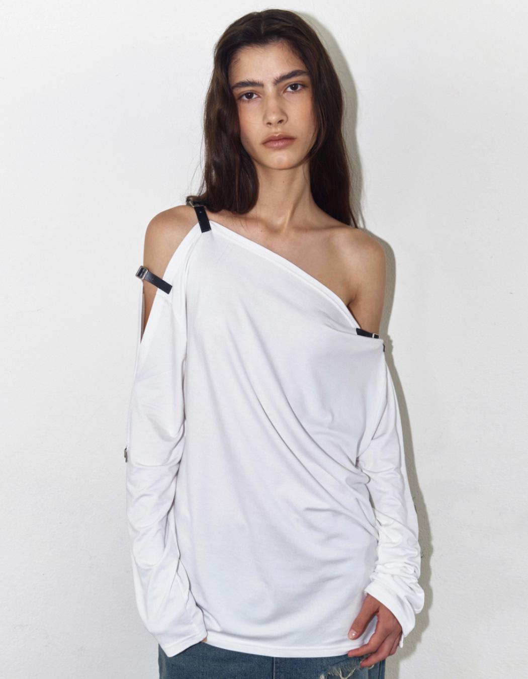 BUCKLE OFF-SHOULDER JERSEY TOP, WHITE