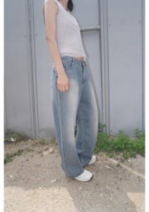 washing garage pants (2c)