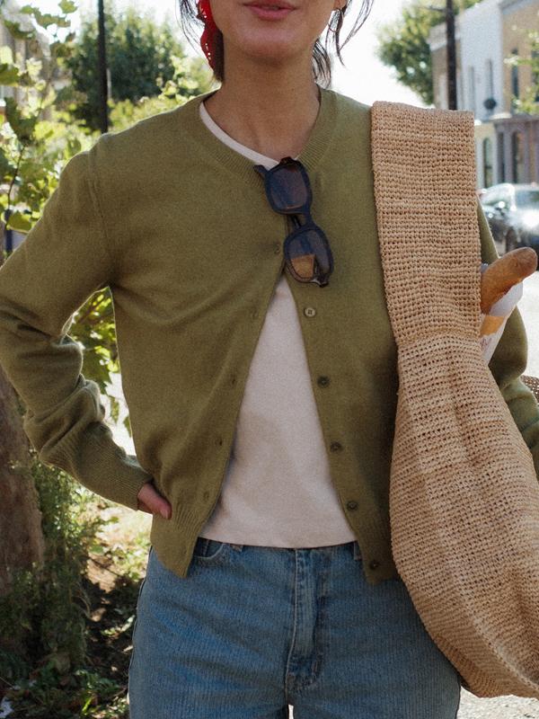 FIORE VINTAGE-INSPIRED MERINO WOOL BLEND CARDIGAN, VERDE OLIVA