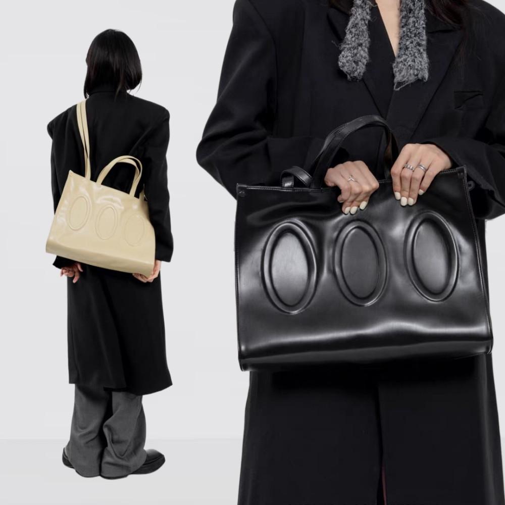 DIRTYSIX 소가죽 대용량 노트북 토트백 숄더백