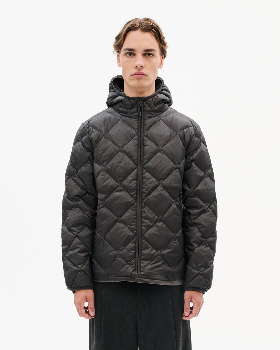 BASE LT DOWN HOODED JACKET