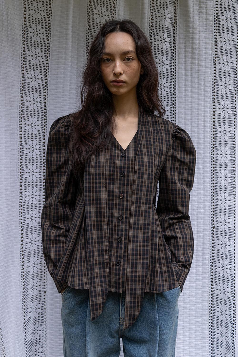 Fable scarf blouse_check black