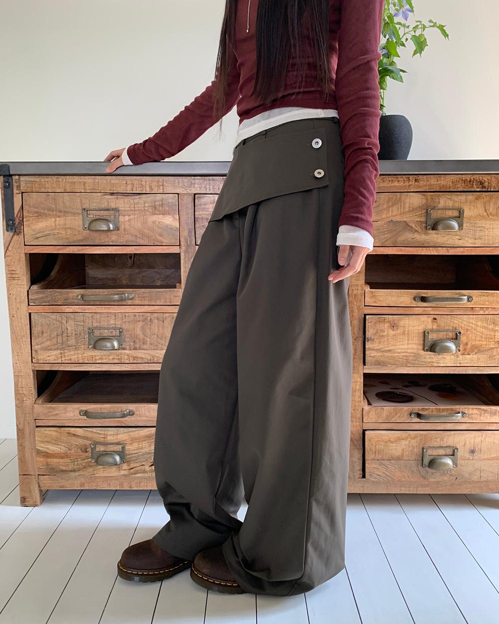 원더원더 [일체형SET🎀] 치카 키칭 사이드 투버튼 핀턱 랩스커트 와이드 롱 팬츠