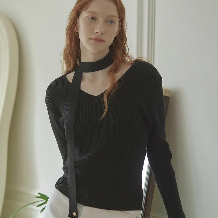 V-Neck Tie Knit - Black