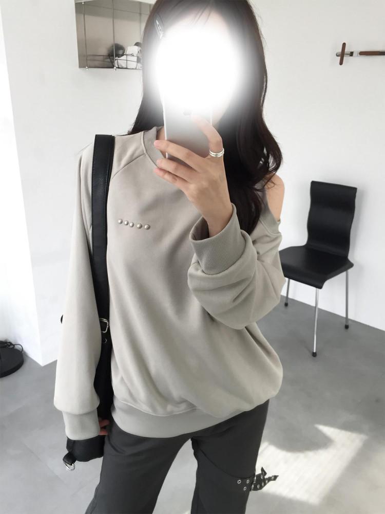 one shoulder star stud sweatshirt (3color)